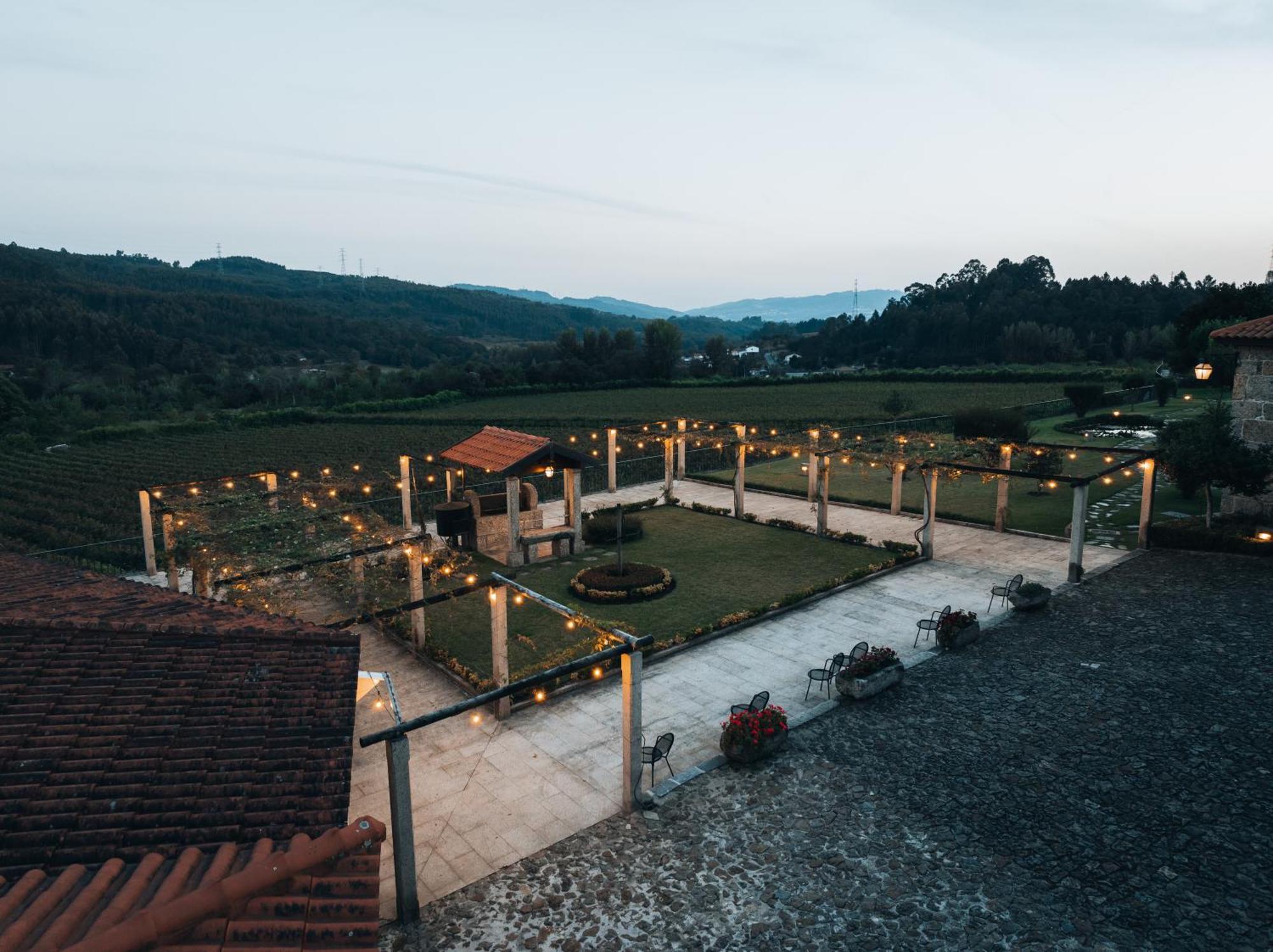 Quinta Da Eira Do Sol Villa Guimaraes Exterior photo