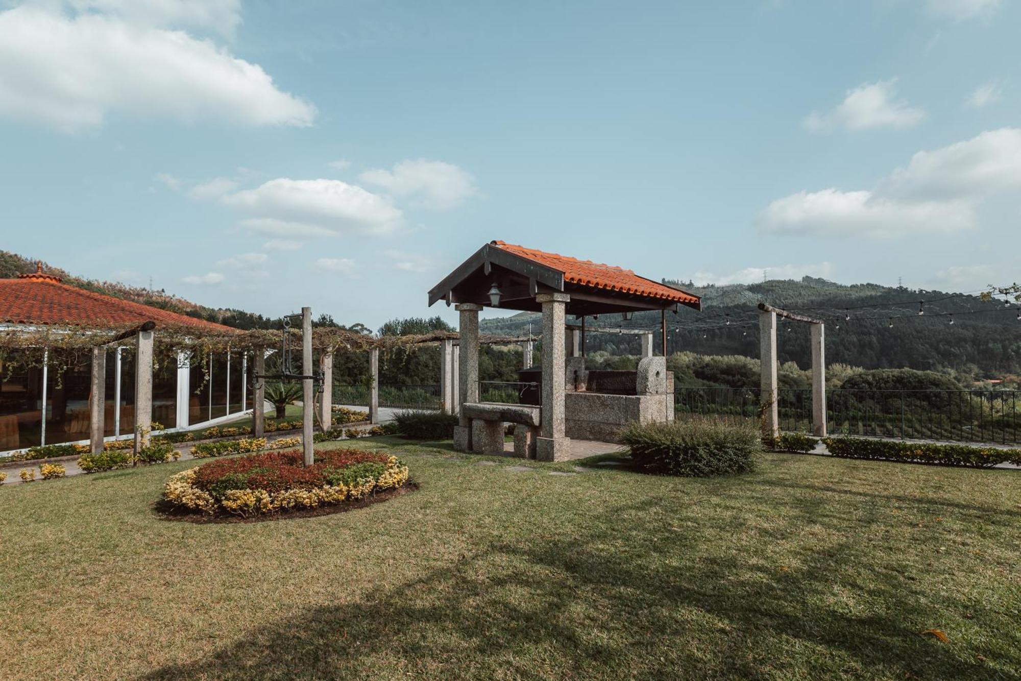Quinta Da Eira Do Sol Villa Guimaraes Exterior photo